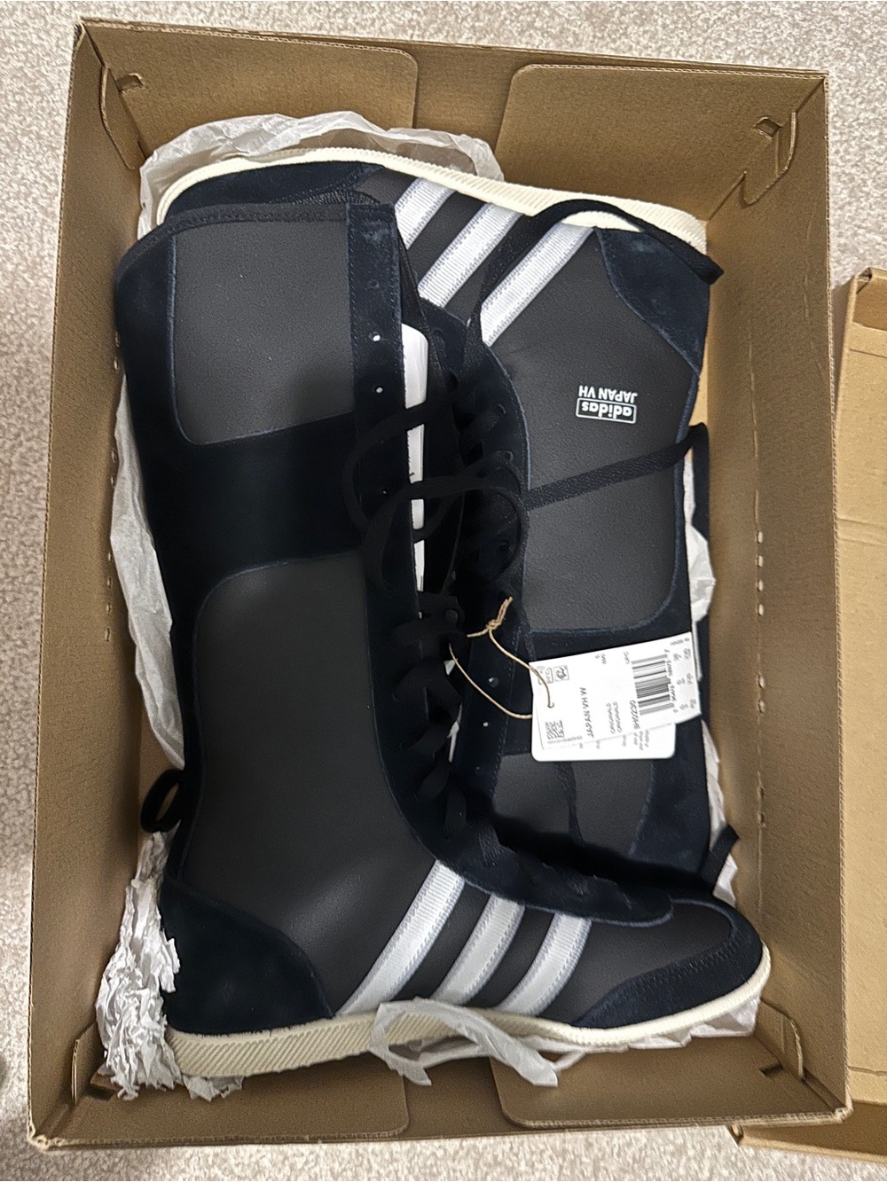 Adidas Japan VH Sneaker (women’s)